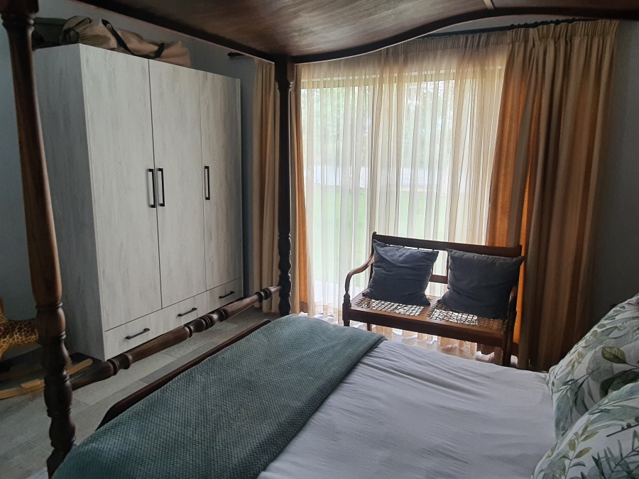 5 Bedroom Property for Sale in Douglas Northern Cape